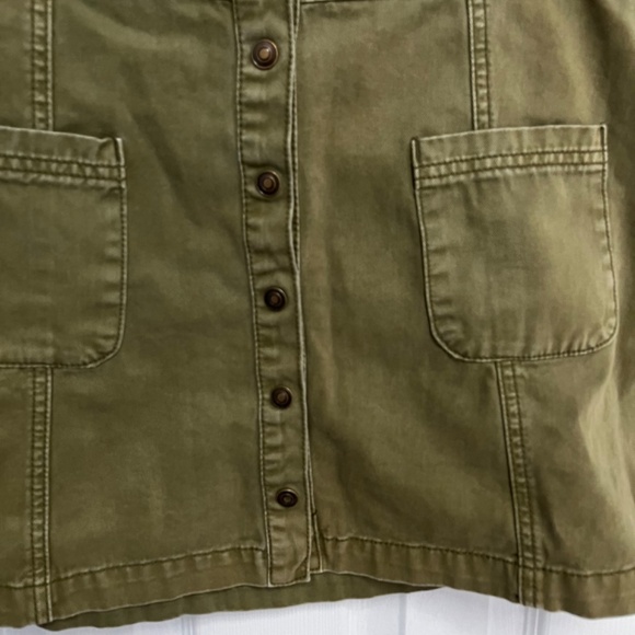 FOREVER 21 Women's Juniors green khaki distressed Button Down Mini Skirt Large - Picture 3 of 10